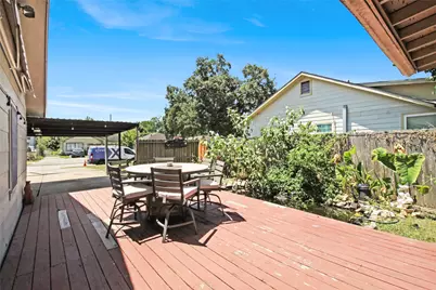 306 W Houston Avenue, Pasadena, TX 77502 - Photo 23