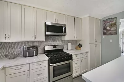 306 W Houston Avenue, Pasadena, TX 77502 - Photo 7