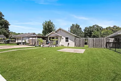 306 W Houston Avenue, Pasadena, TX 77502 - Photo 31