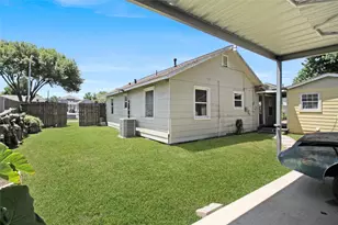 306 W Houston Ave, Pasadena, TX 77502 - Photo 27