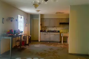 15815 Boridge Cir, Houston, TX 77053 - Photo 7