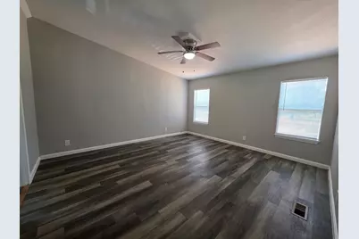 12121 Old County Road, Willis, TX 77378 - Photo 11