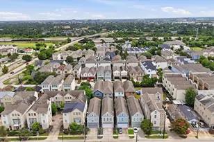 5326 Darling St, Houston, TX 77007 - Photo 29