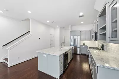 5326 Darling Street, Houston, TX 77007 - Photo 9