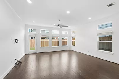 5326 Darling Street, Houston, TX 77007 - Photo 11