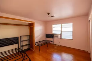 7718 Dillon St, Houston, TX 77061 - Photo 17