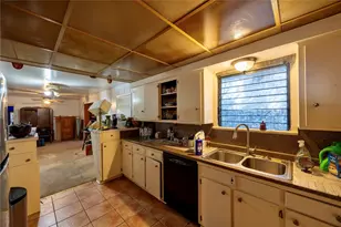 7718 Dillon St, Houston, TX 77061 - Photo 7