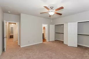 295 Woodland Hills Dr, Conroe, TX 77303 - Photo 9