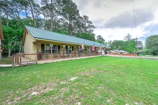 100 Magnolia Pl, Coldspring, TX 77331 - Photo 3