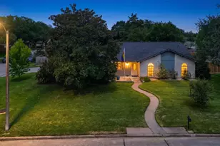 5451 Apple Blossom Ln, Friendswood, TX 77546 - Photo 1