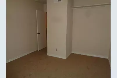 5644 Birchmont Drive #16, Houston, TX 77091 - Photo 17