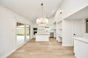16310 Havenhurst Dr, Houston, TX 77059 - Photo 13