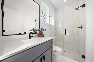 835 Elkhart St, Houston, TX 77091 - Photo 29
