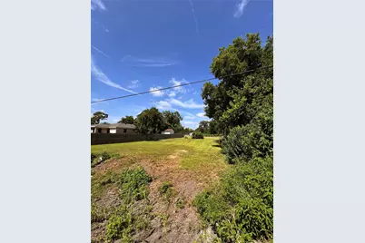 4713 Russell Street, Houston, TX 77026 - Photo 3