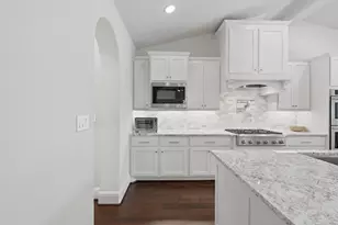 111 N Bimini Twist Cir, The Woodlands, TX 77375 - Photo 15