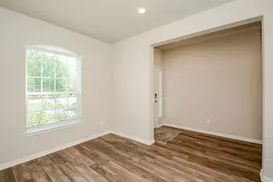 1302 Oregon St, La Porte, TX 77571 - Photo 9