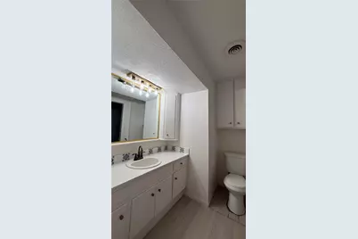 2744 Briarhurst Drive #2, Houston, TX 77057 - Photo 11