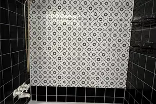 2744 Briarhurst Dr, Houston, TX 77057 - Photo 13