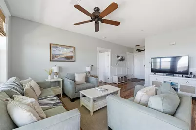 4221 Grassy Pointe Drive #202, Galveston, TX 77554 - Photo 9