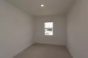 510 Barnier St, Montgomery, TX 77356 - Photo 3