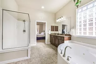 10211 Eagle Hollow Dr, Humble, TX 77338 - Photo 27