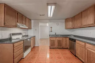 1417 23rd St, Huntsville, TX 77340 - Photo 11