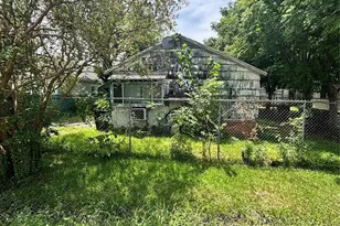 7312 Victoria St, Houston, TX 77020 - Photo 9