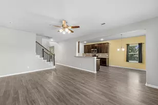 1740 Cindy Ln, Conroe, TX 77304 - Photo 9