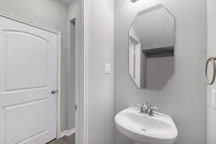 1740 Cindy Ln, Conroe, TX 77304 - Photo 5