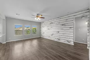 1740 Cindy Ln, Conroe, TX 77304 - Photo 7