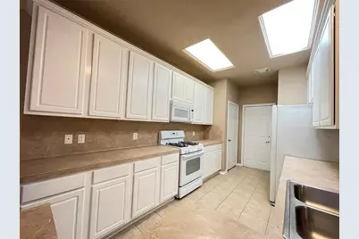5626 Claybeck Lane, Katy, TX 77494 - Photo 7