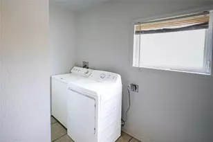 1138 4th Ave N, Texas City, TX 77590 - Photo 15