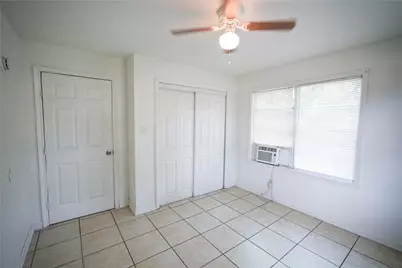 1138 4th Avenue N, Texas City, TX 77590 - Photo 17