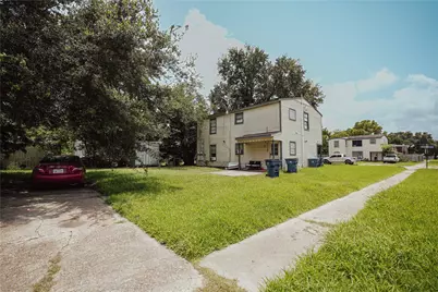 1138 4th Avenue N, Texas City, TX 77590 - Photo 3