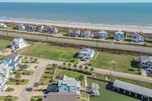 4118 Sand Hill Ct, Galveston, TX 77554 - Photo 39