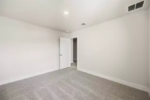 13405 Sun Cay Dr, Houston, TX 77047 - Photo 11