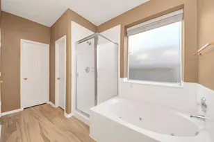 4703 Zachary Ln, Sugar Land, TX 77479 - Photo 13