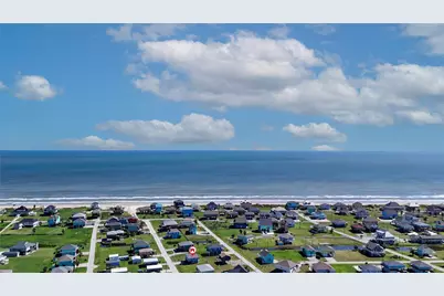 951 Clara, Crystal Beach, TX 77650 - Photo 41