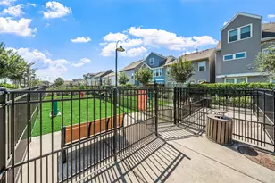 10930 Keaton Landing Dr, Houston, TX 77043 - Photo 27