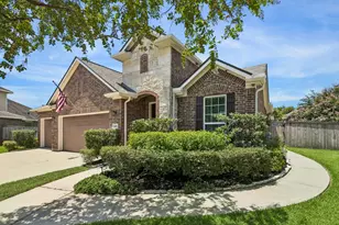 2018 Thunder Ridge Way, Houston, TX 77089 - Photo 3