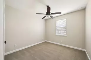2018 Thunder Ridge Way, Houston, TX 77089 - Photo 11