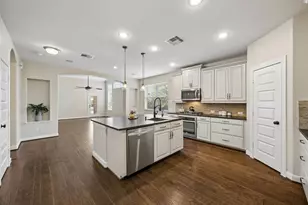 2018 Thunder Ridge Way, Houston, TX 77089 - Photo 7