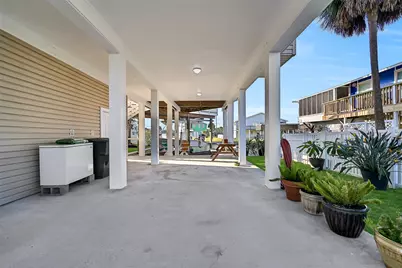 21928 Lampasas Drive, Galveston, TX 77554 - Photo 5