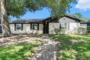 1602 Loch Lake Dr, El Lago, TX 77586 - Photo 1