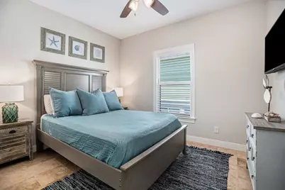 22806 Vida Street, Galveston, TX 77554 - Photo 21