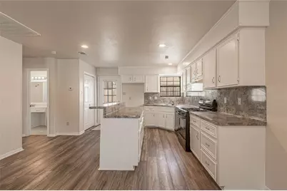 2418 Settlers Way, Huntsville, TX 77320 - Photo 11