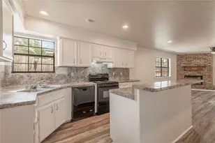 2418 Settlers Way, Huntsville, TX 77320 - Photo 13