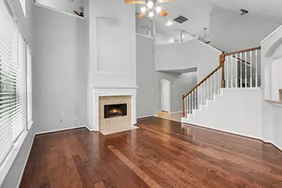 83 E Whistlers Bend Circle, Conroe, TX 77384 - Photo 5