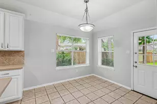 83 E Whistlers Bend Cir, Conroe, TX 77384 - Photo 15