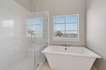 3303 Beverly Forest Drive, Houston, TX 77057 - Photo 13